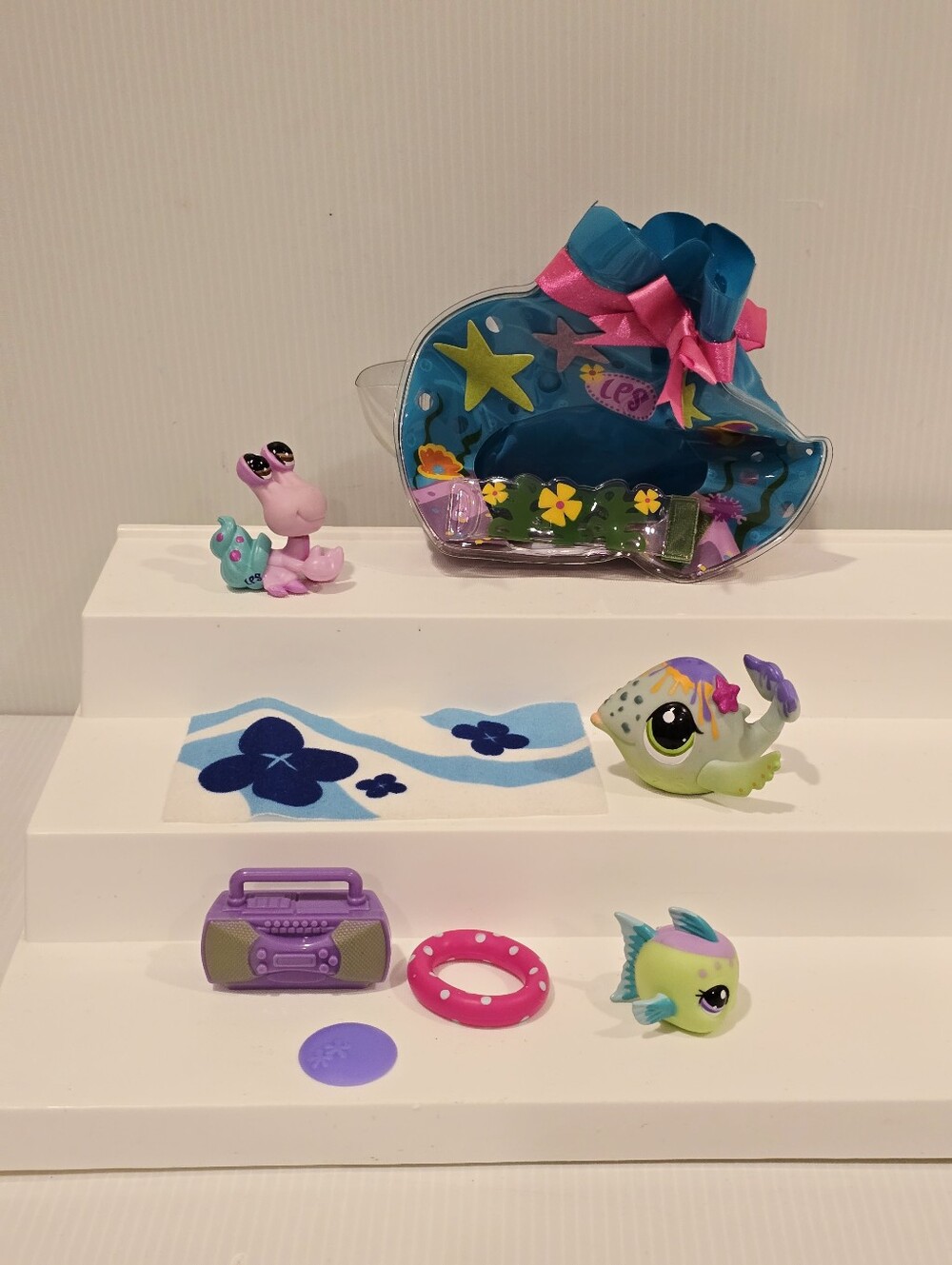 Littlest Pet Shop LPS Sea Shack Exclusive Playset